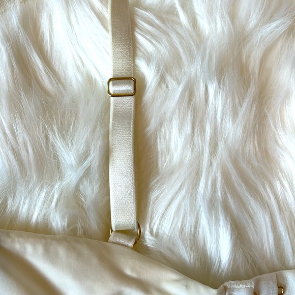 Victoria’s Secret Unlined Embellished Demi Cream Beige 34D - Picture 8 of 9